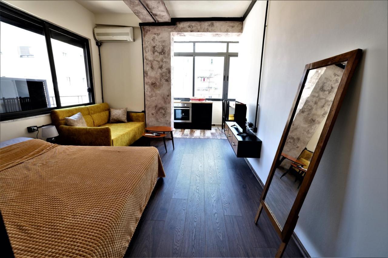 Stylish 1-Bedroom In Tirana #2 Екстериор снимка